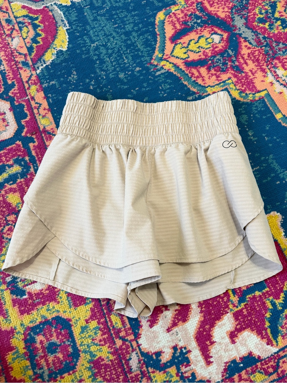 Calia XS women’s tan high rise shorts Carrie Underwood